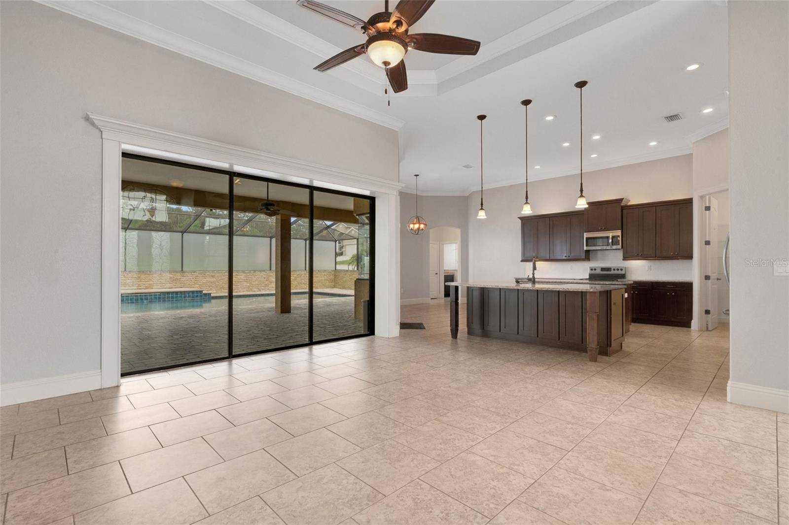Lakeland, FL 33812,5074 SHORE SIDE DR