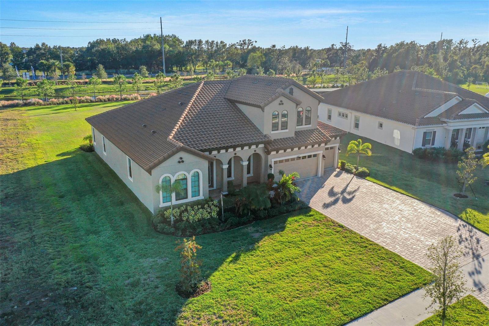 Lithia, FL 33547,10469 MEADOWRUN DR