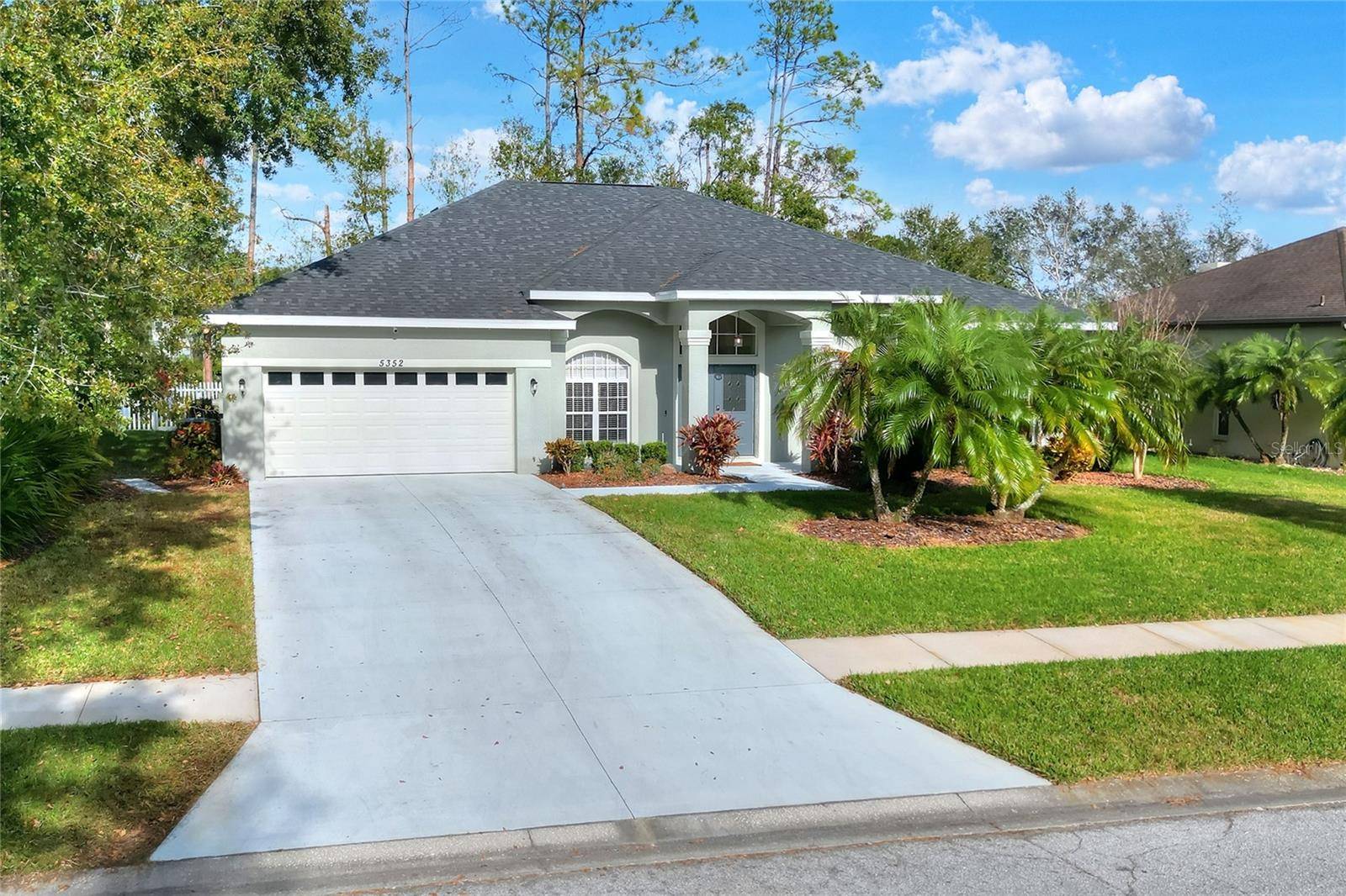 Zephyrhills, FL 33541,5352 CAMBERLEA AVE