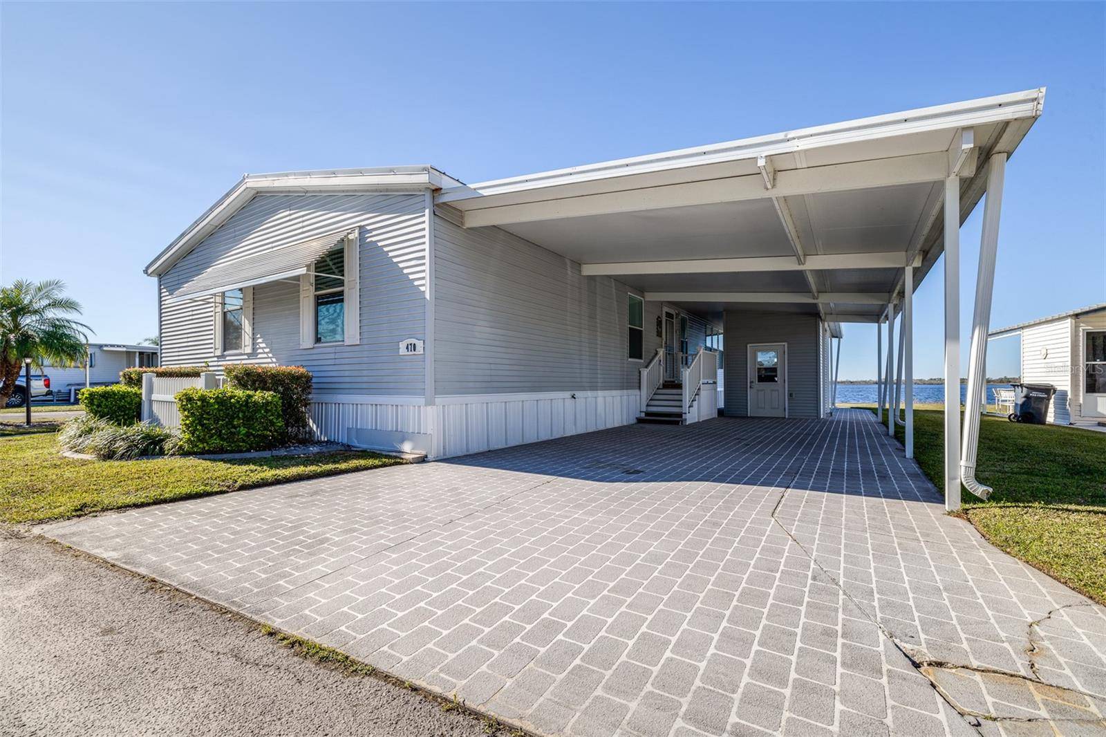 Winter Haven, FL 33881,470 LAKESIDE RANCH CIR