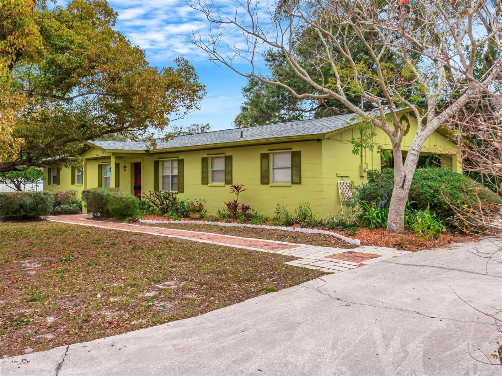 Lakeland, FL 33803,1704 PINEBERRY CT