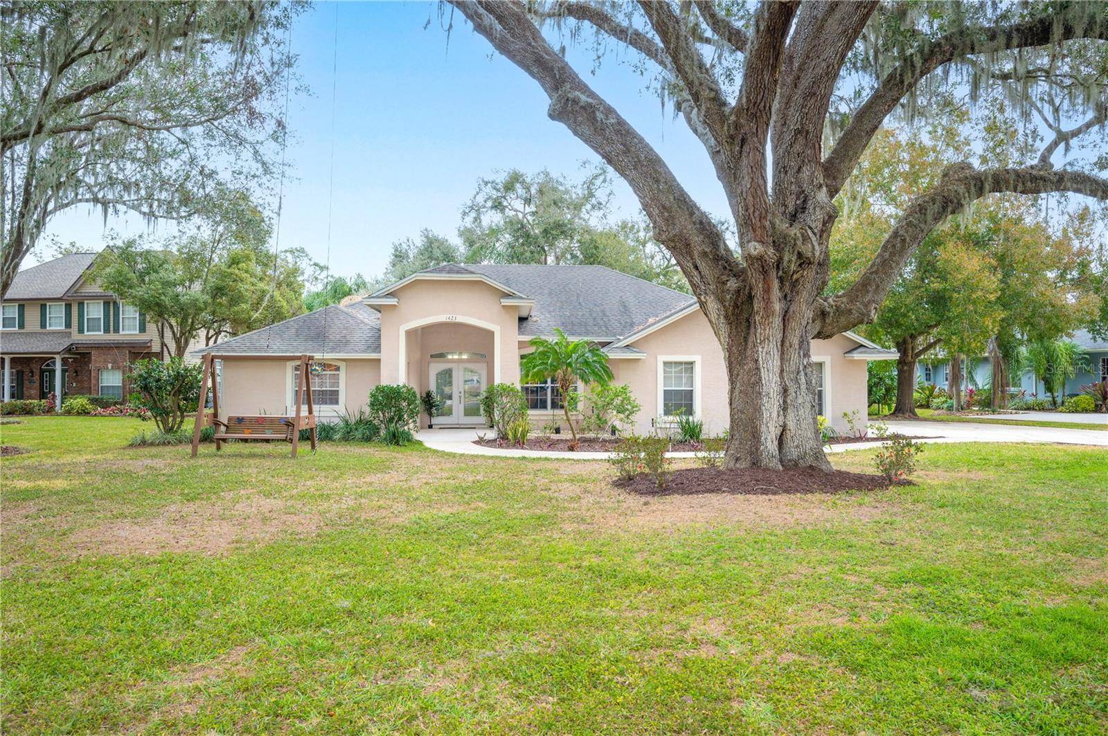 Lakeland, FL 33811,1423 ROYAL FOREST LOOP