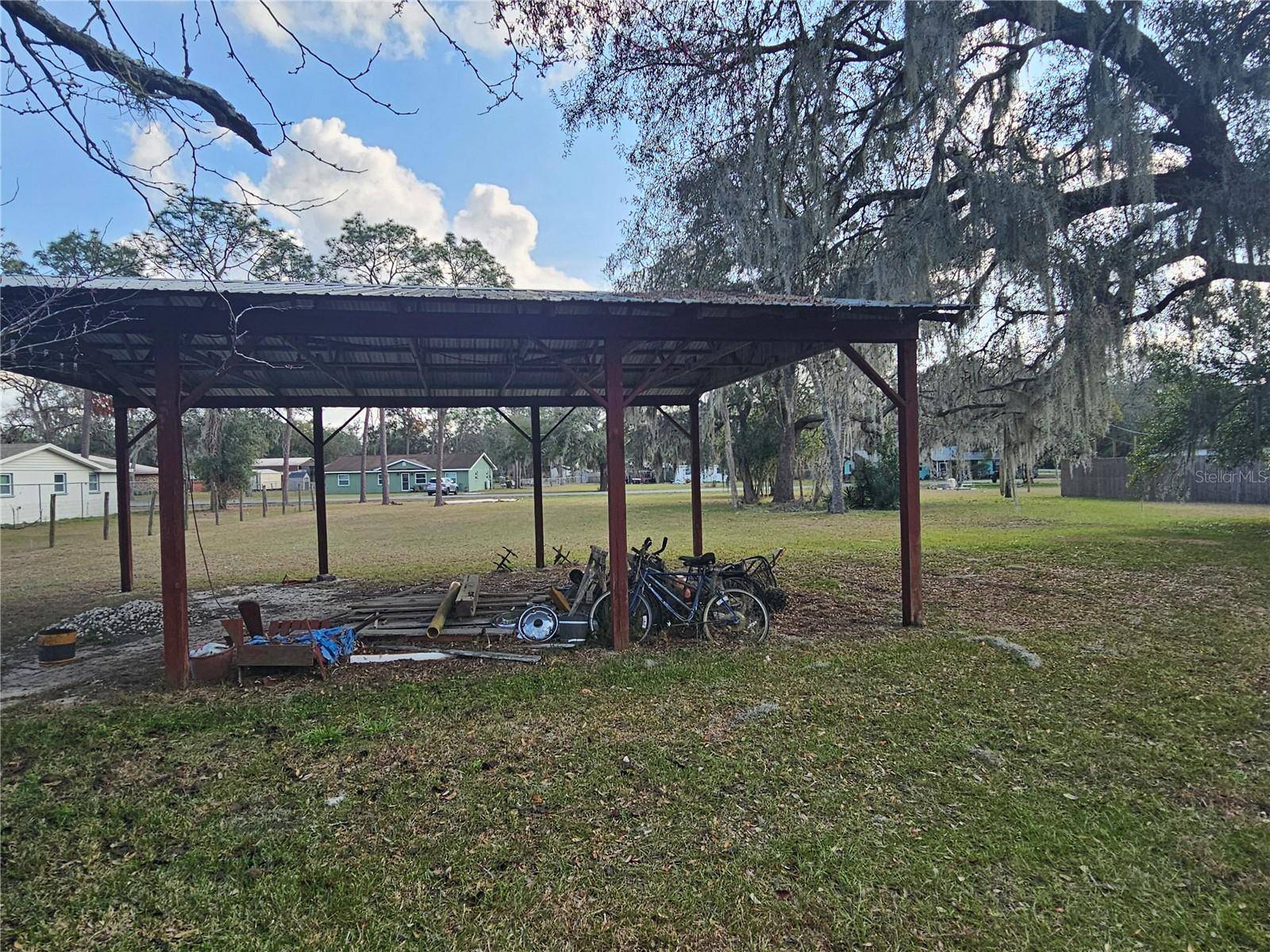 Lakeland, FL 33809,SPRUCE RD N