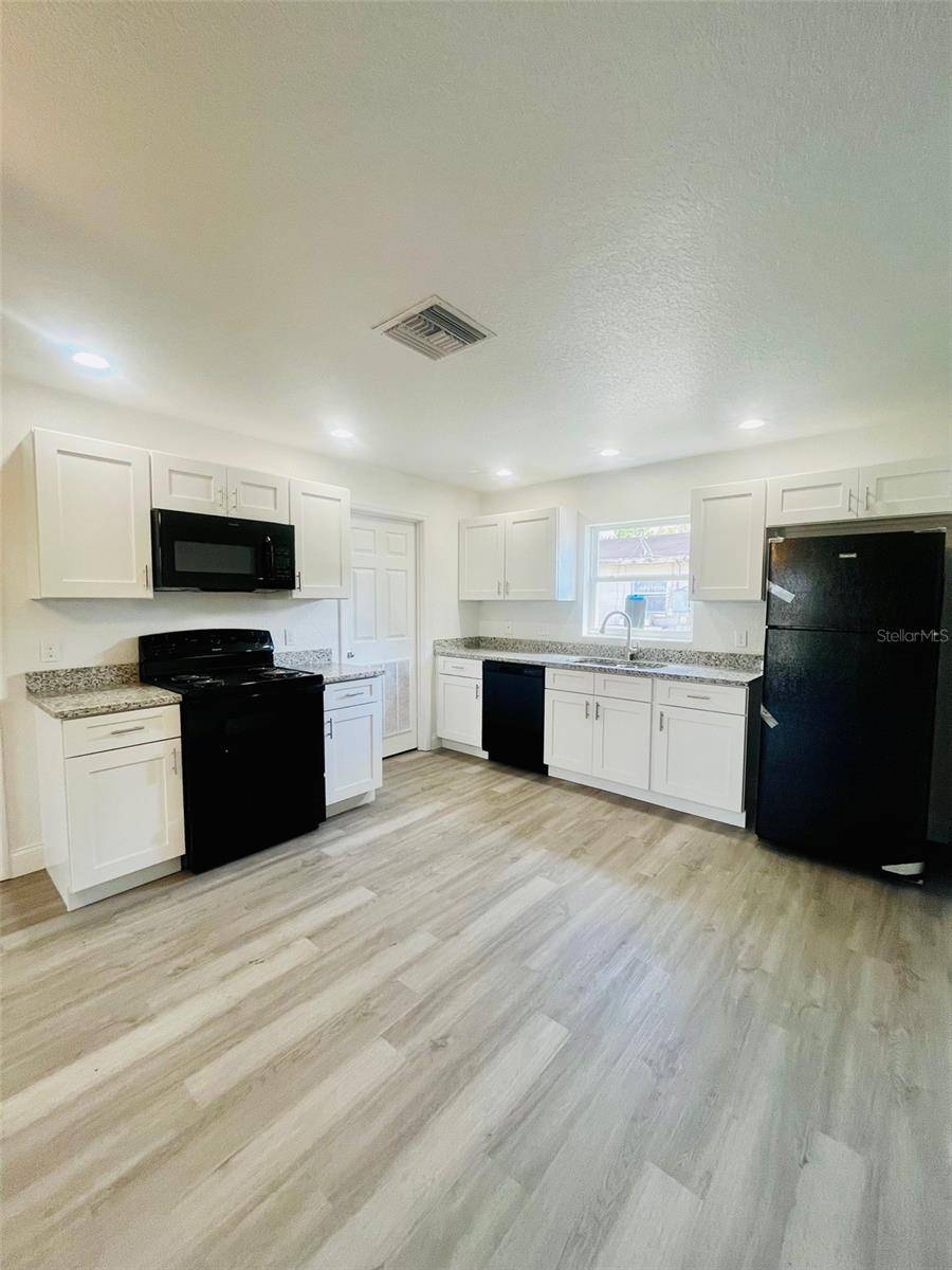 Bartow, FL 33830,3291 ALBERTA ST