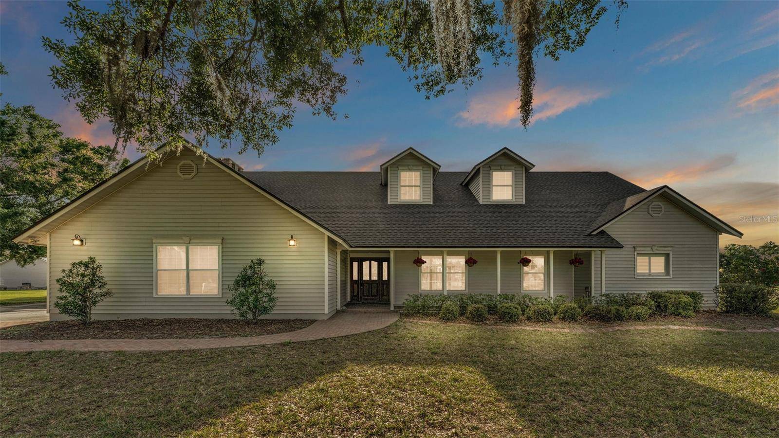 Lakeland, FL 33811,5435 MYRTLE HILL DR W