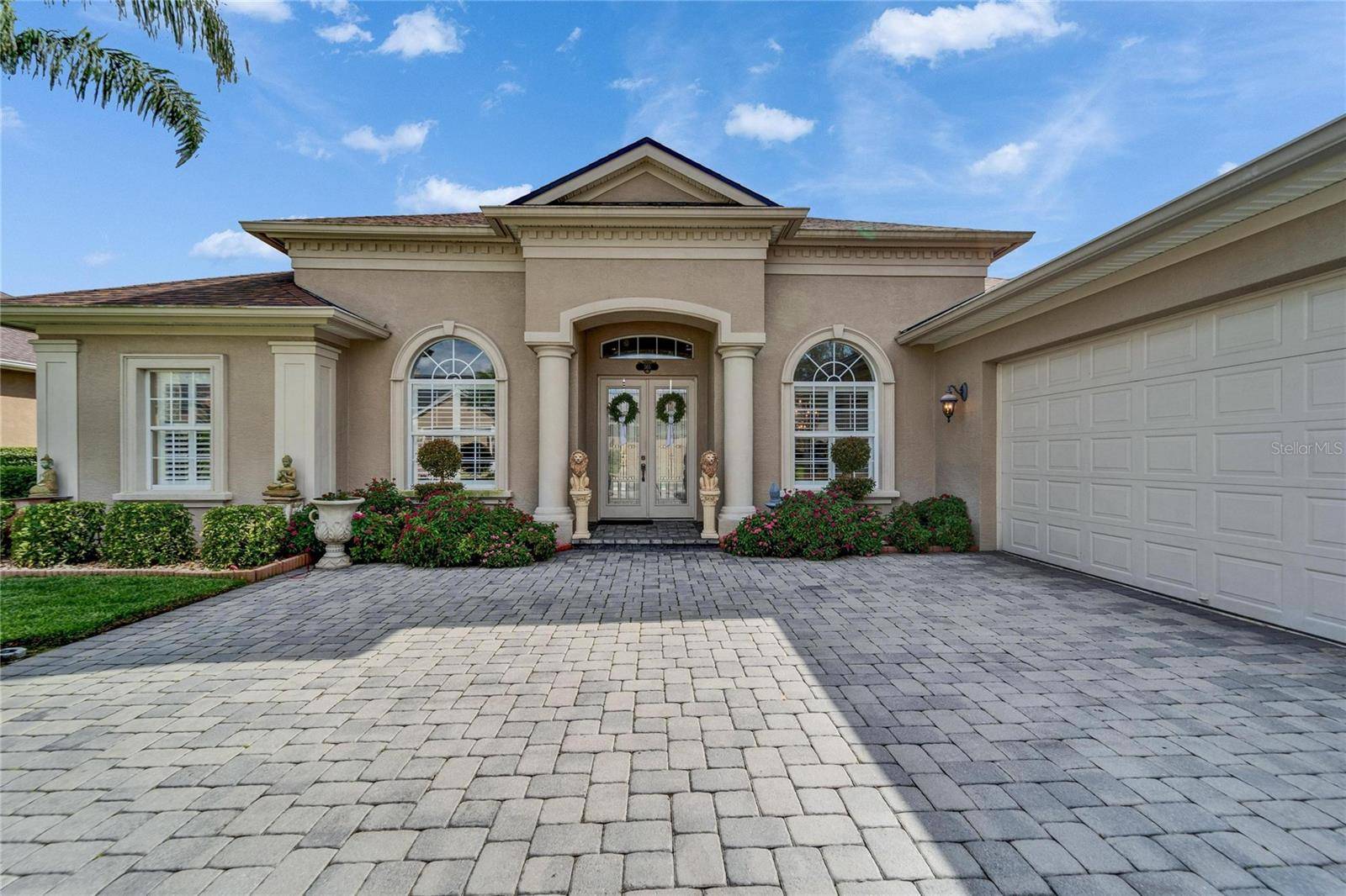 Lakeland, FL 33813,565 OSPREY LANDING DR