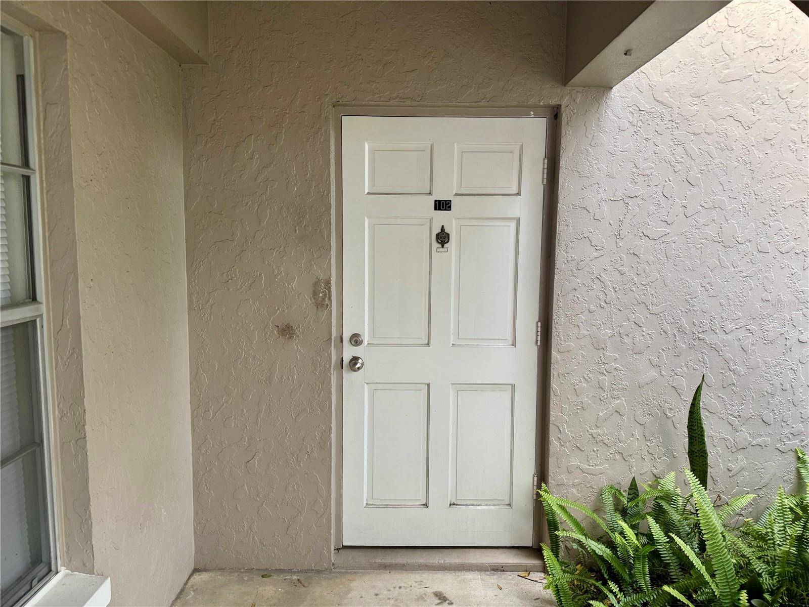 Brandon, FL 33510,165 PICARDY VILLA CIR #102