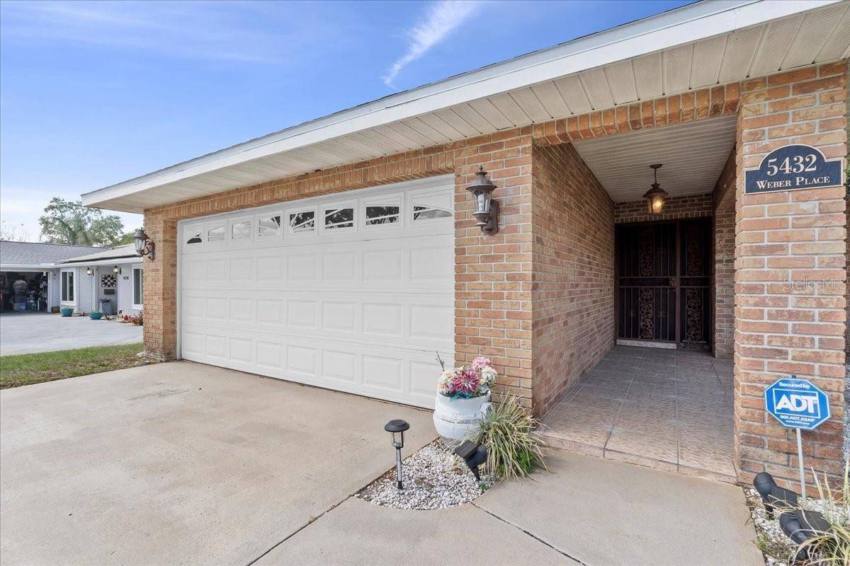 Lakeland, FL 33809,5432 WEBER PL