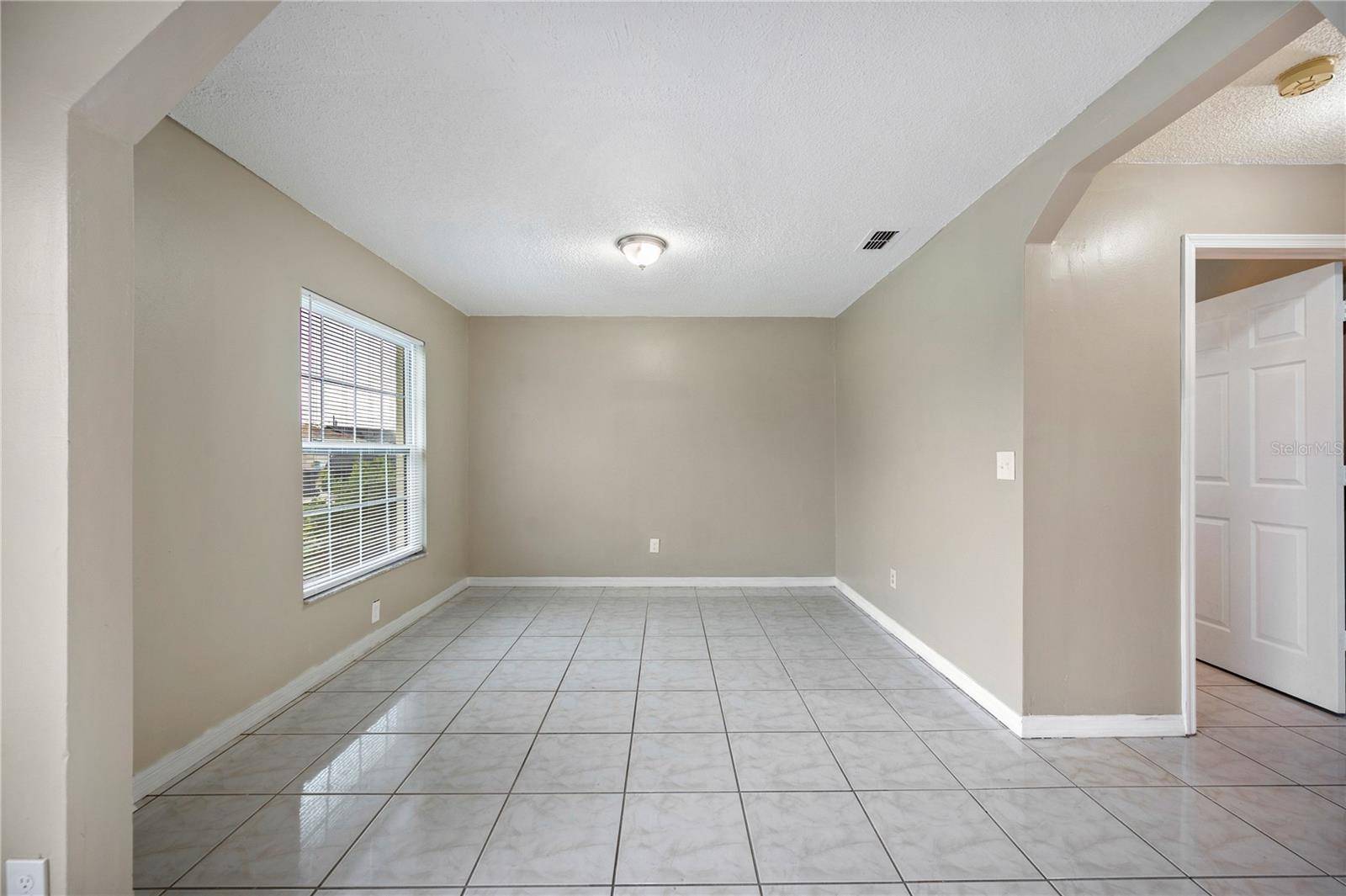 Kissimmee, FL 34759,519 EAGLE CT
