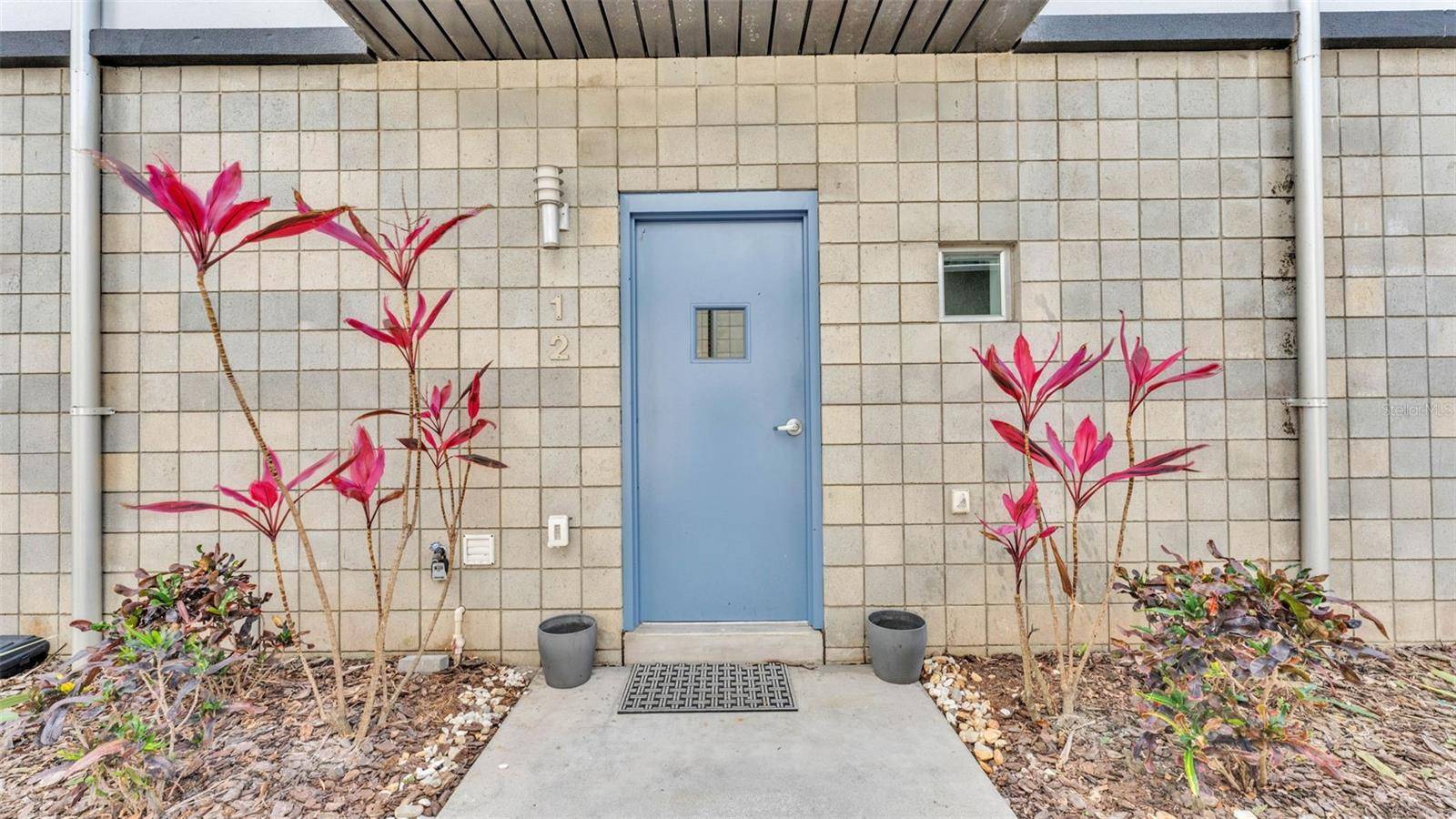 Tampa, FL 33611,5008 S MACDILL AVE #12