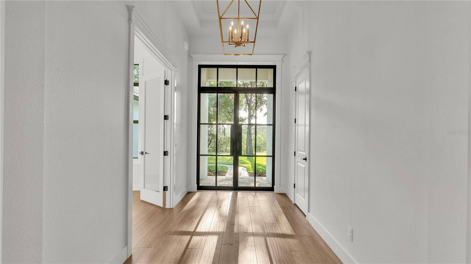 Lakeland, FL 33813,5087 CLIFFSIDE DRIVE