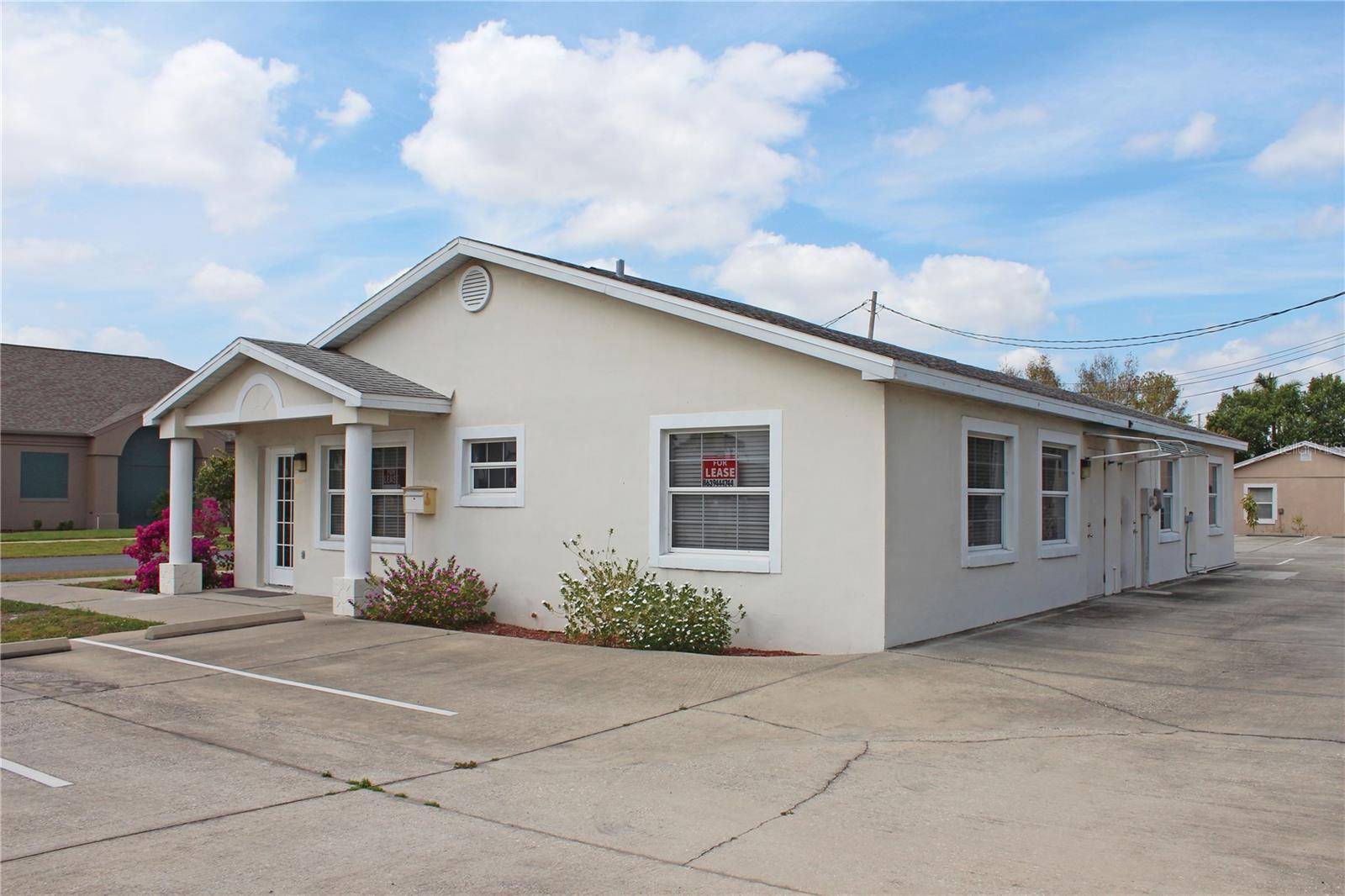 Lakeland, FL 33805,2404 LAKELAND HILLS BLVD