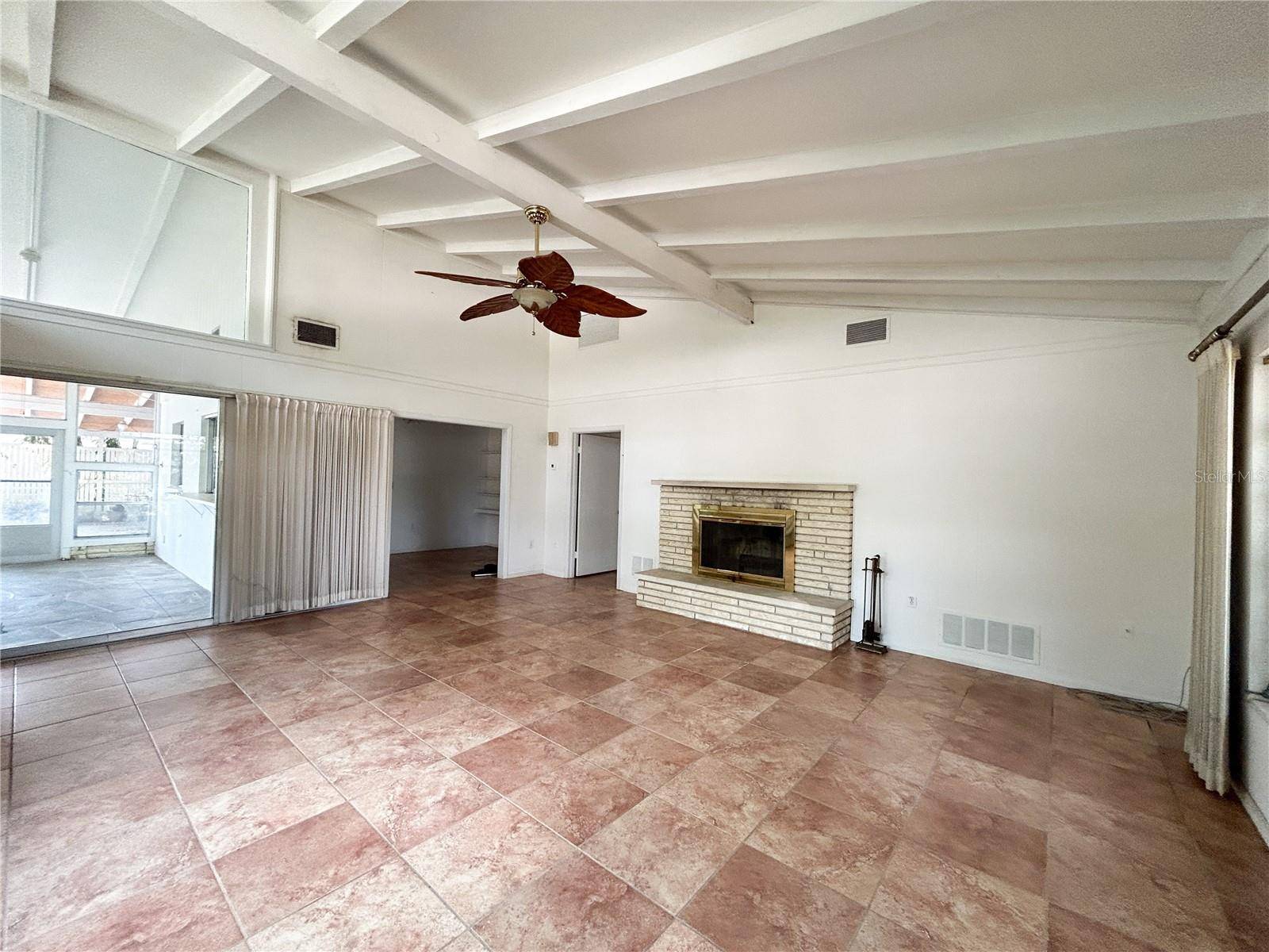 Sarasota, FL 34239,2415 GOLDENROD ST
