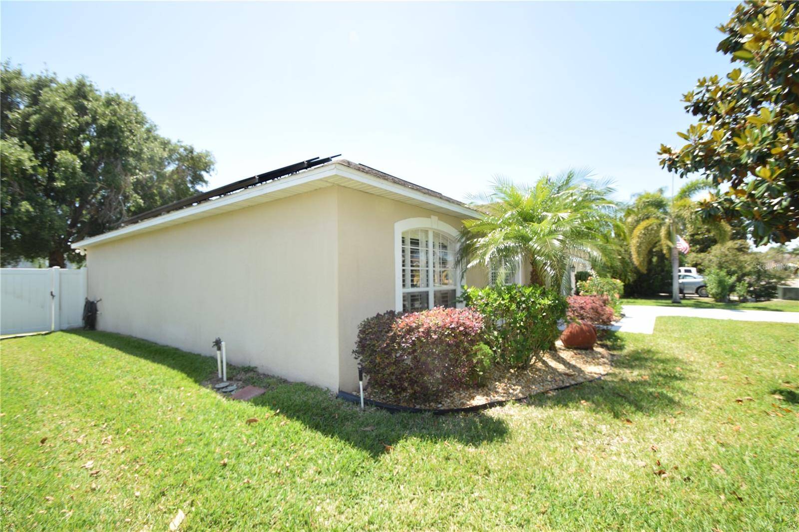 Auburndale, FL 33823,241 PINE SHADOW LN