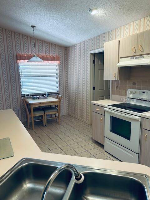 Lakeland, FL 33803,668 JAMAICA CIR