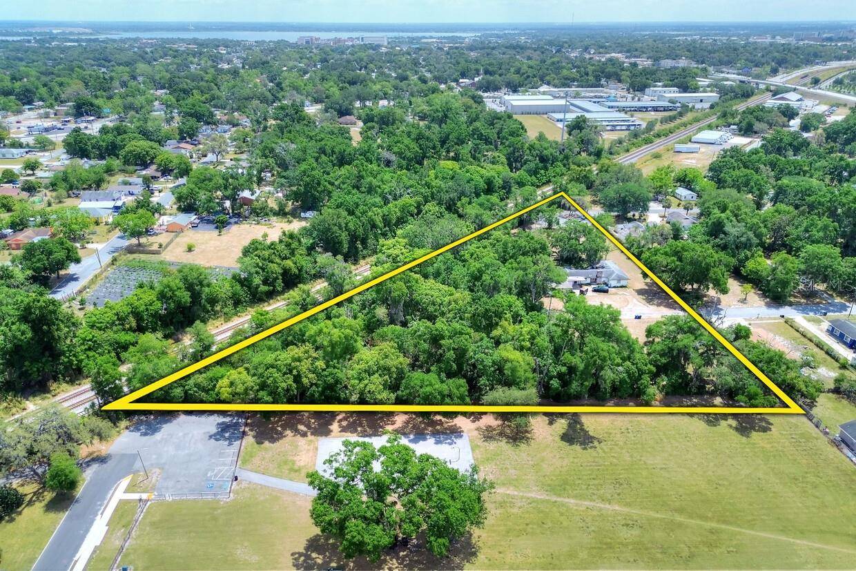 Lakeland, FL 33805,1205 NEVILLE AVE