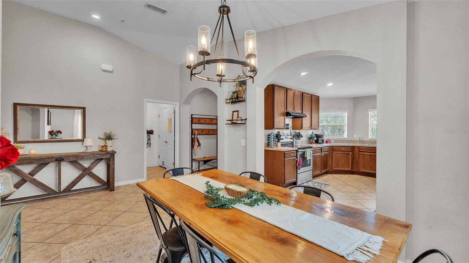 Lakeland, FL 33813,1215 EVERGREEN PARK CIR