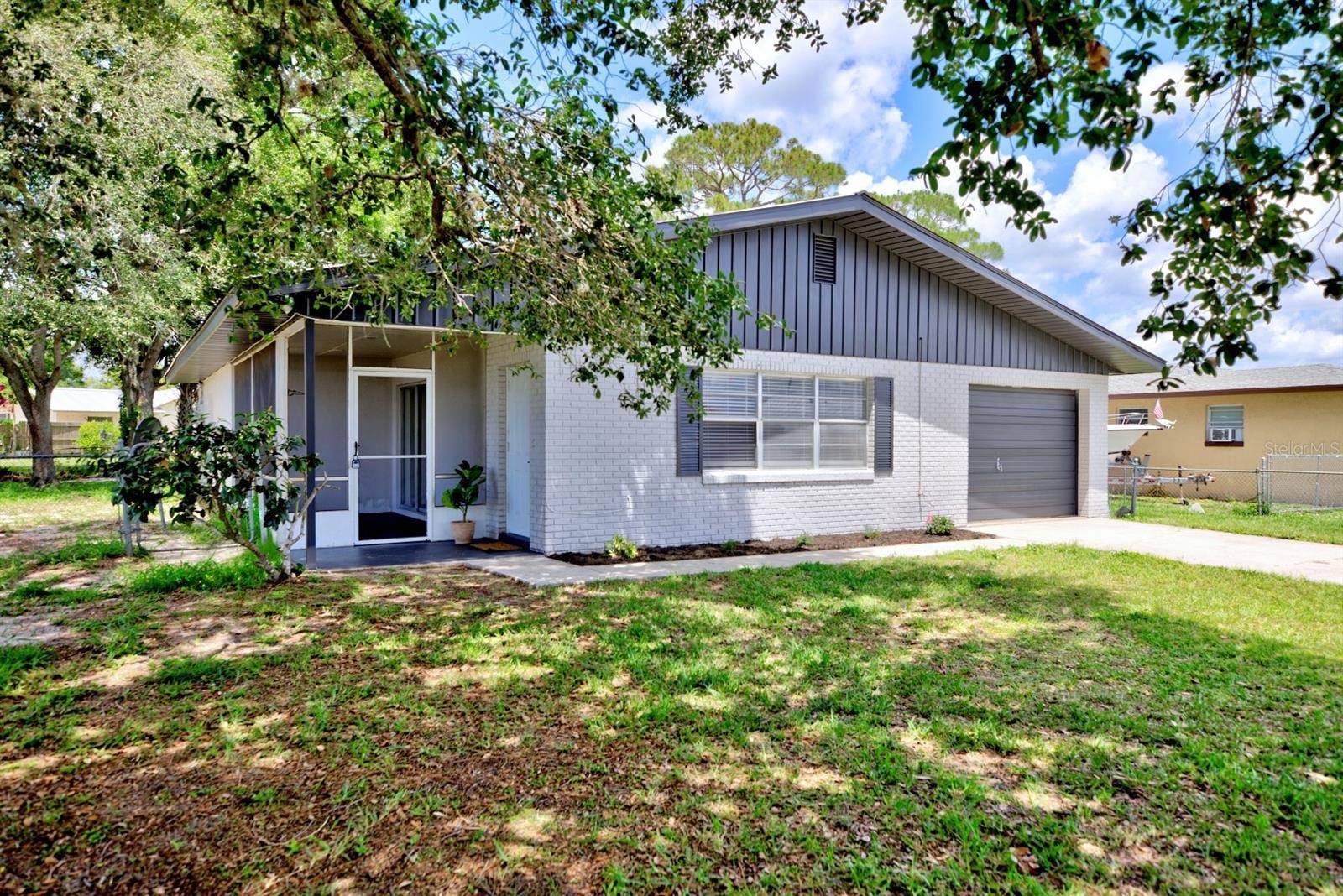 Sebring, FL 33872,1221 MELODY LN