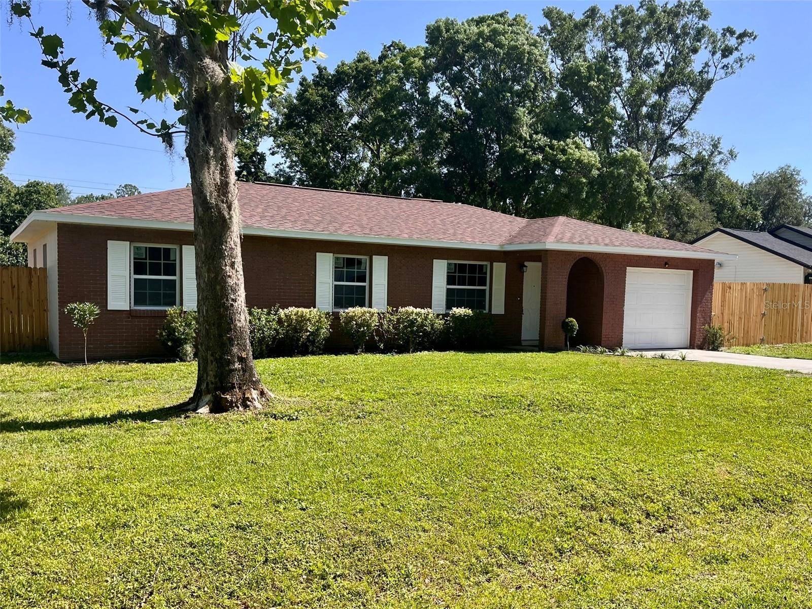 Lakeland, FL 33810,2323 RIDGEVIEW DR