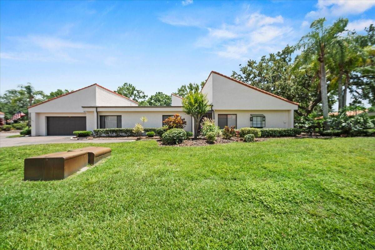 Plant City, FL 33566,107 SEVILLE CT N
