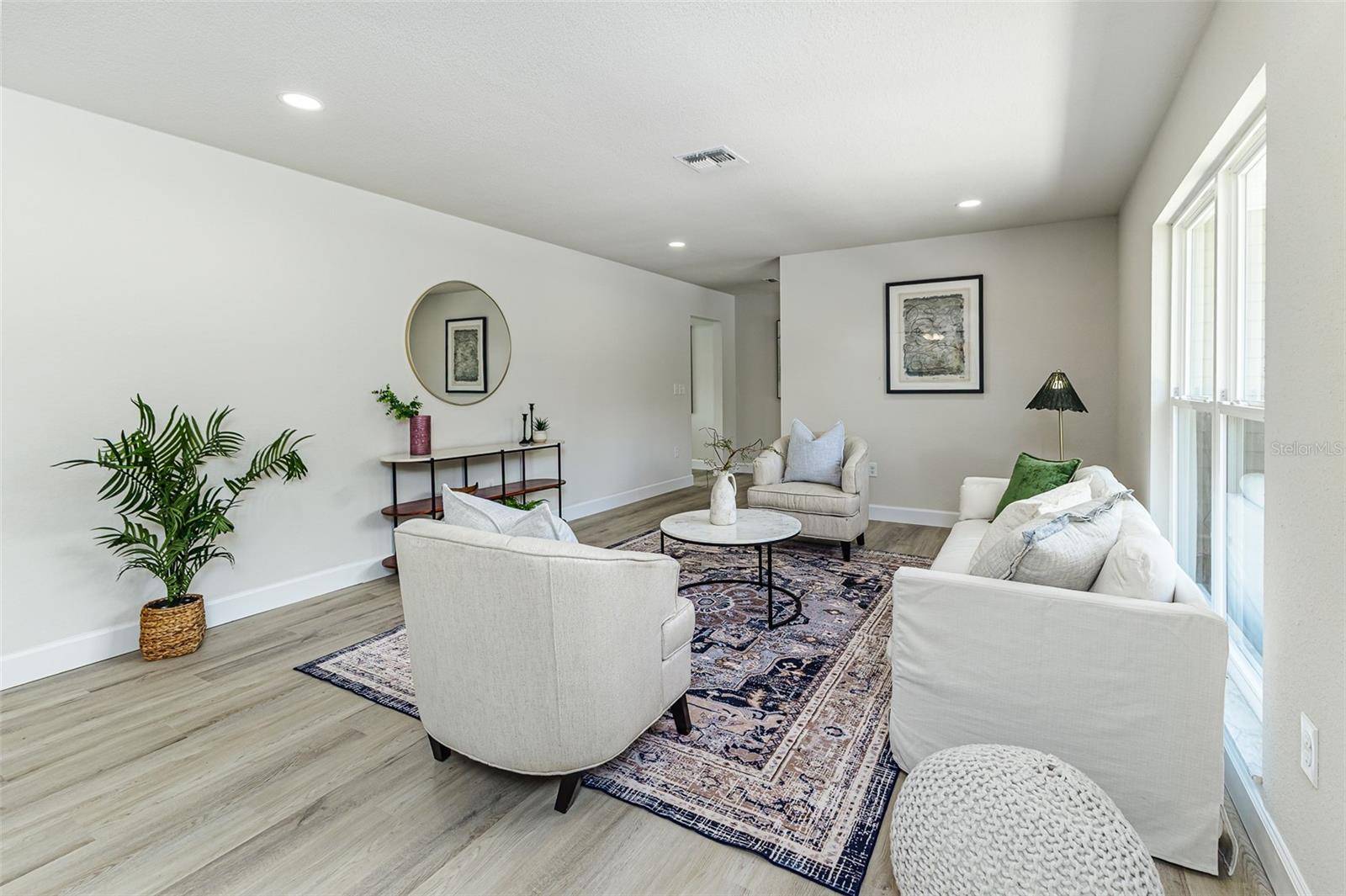 Lakeland, FL 33813,6338 OAK SQ E