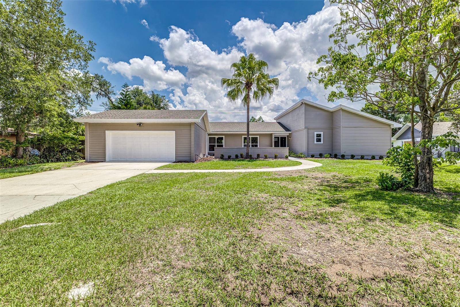 Lakeland, FL 33813,6338 OAK SQ E