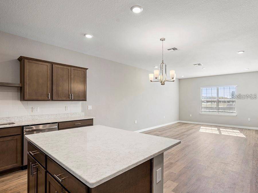 St Cloud, FL 34771,5771 FRESHWATER CANYON DR