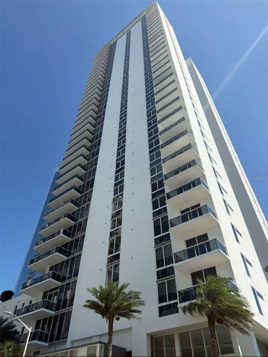 Miami, FL 33137,600 NE 27TH ST #604