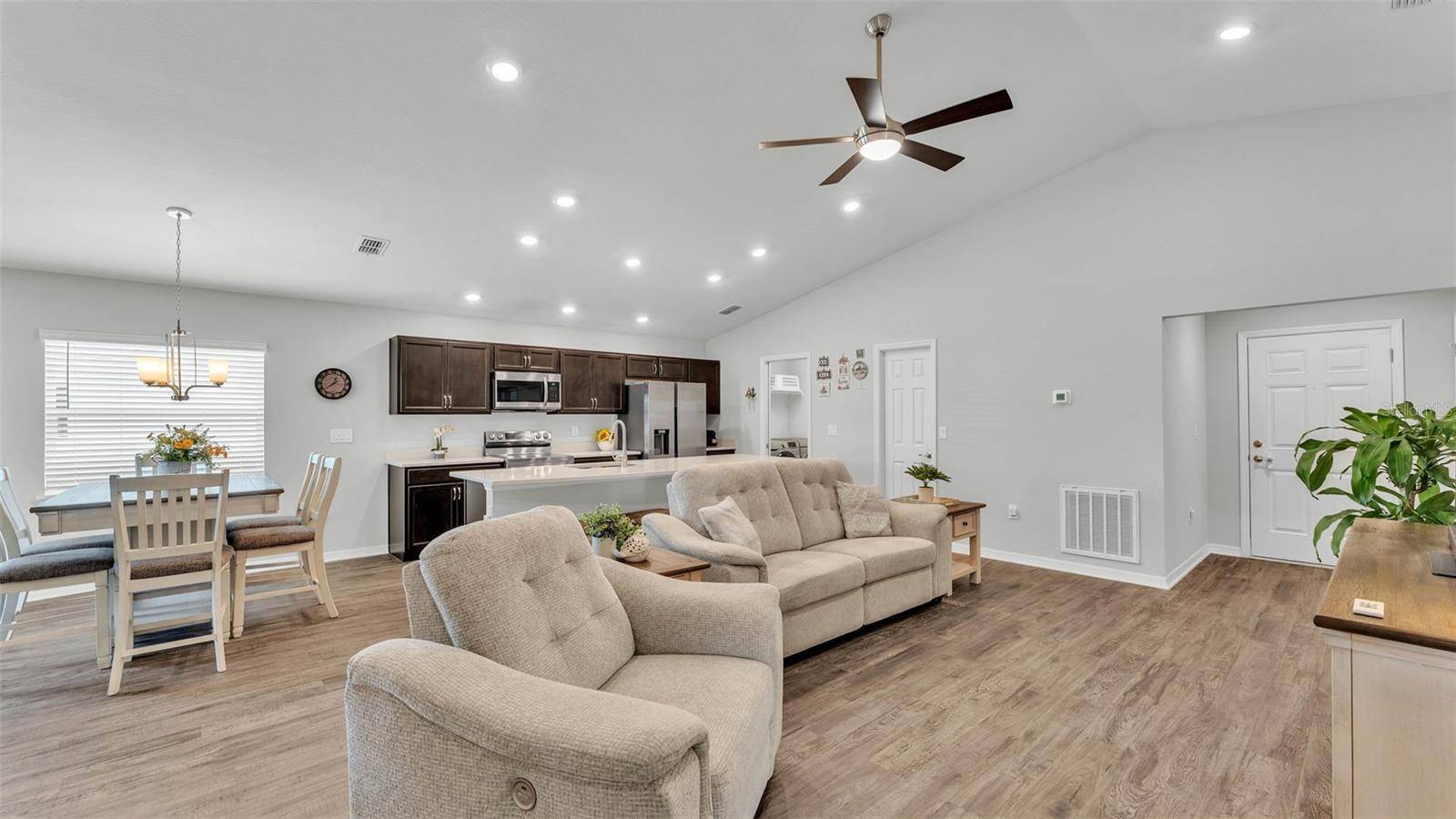 Mulberry, FL 33860,122 ST THOMAS DR