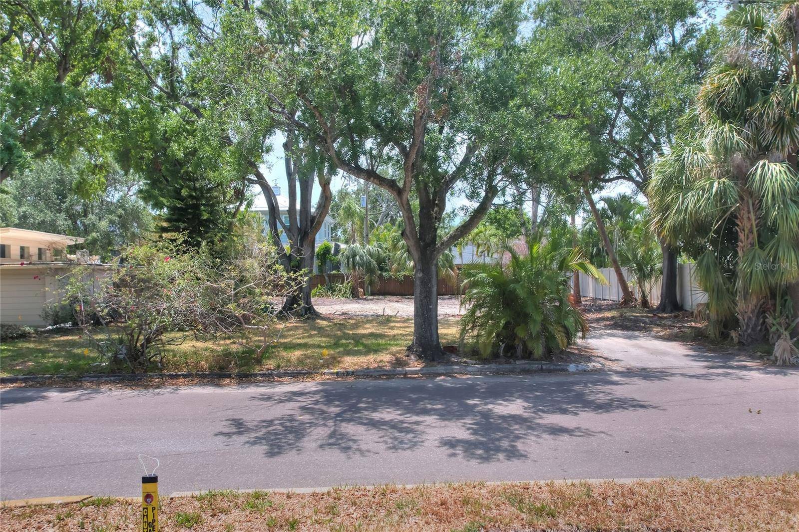 Tampa, FL 33606,572 MARMORA AVE
