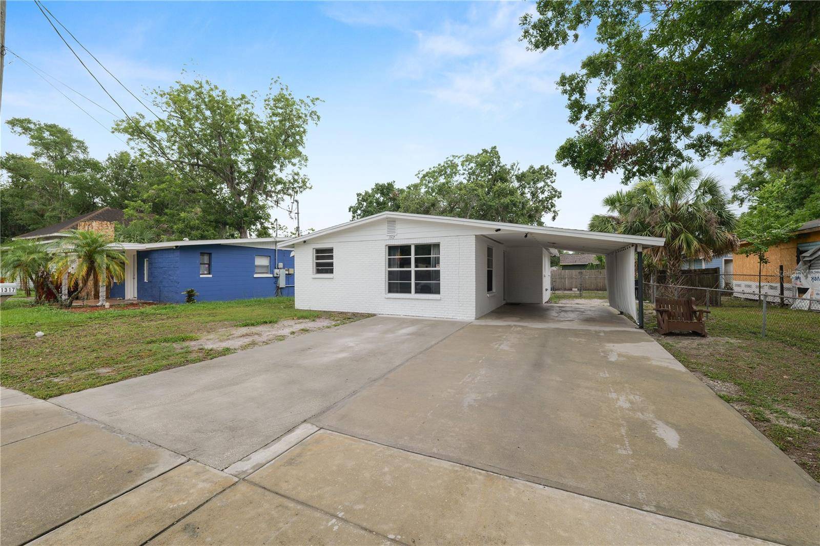 Plant City, FL 33563,1317 E LAURA ST