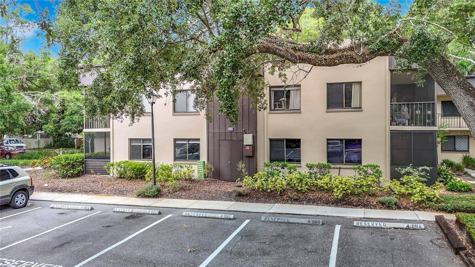 Temple Terrace, FL 33617,11704 RAINTREE VILLAGE BLVD #B