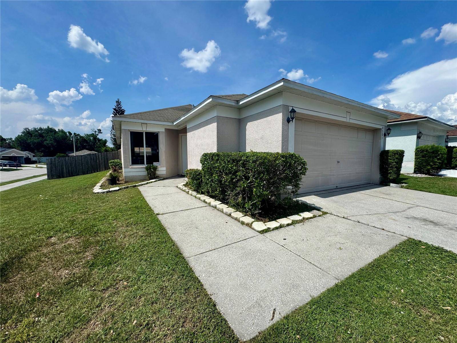 Plant City, FL 33563,4301 COUNTRY HILLS BLVD