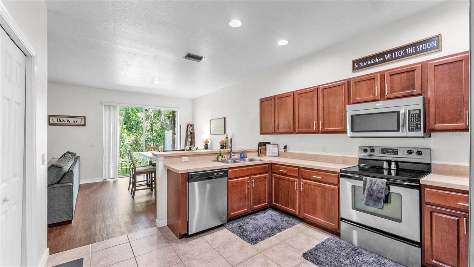 Lakeland, FL 33811,6365 TORRINGTON CIR