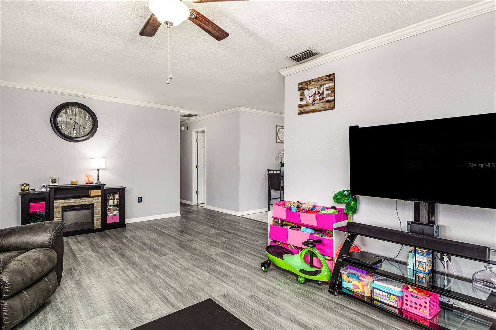 Lakeland, FL 33805,2443 DELROSE DR E