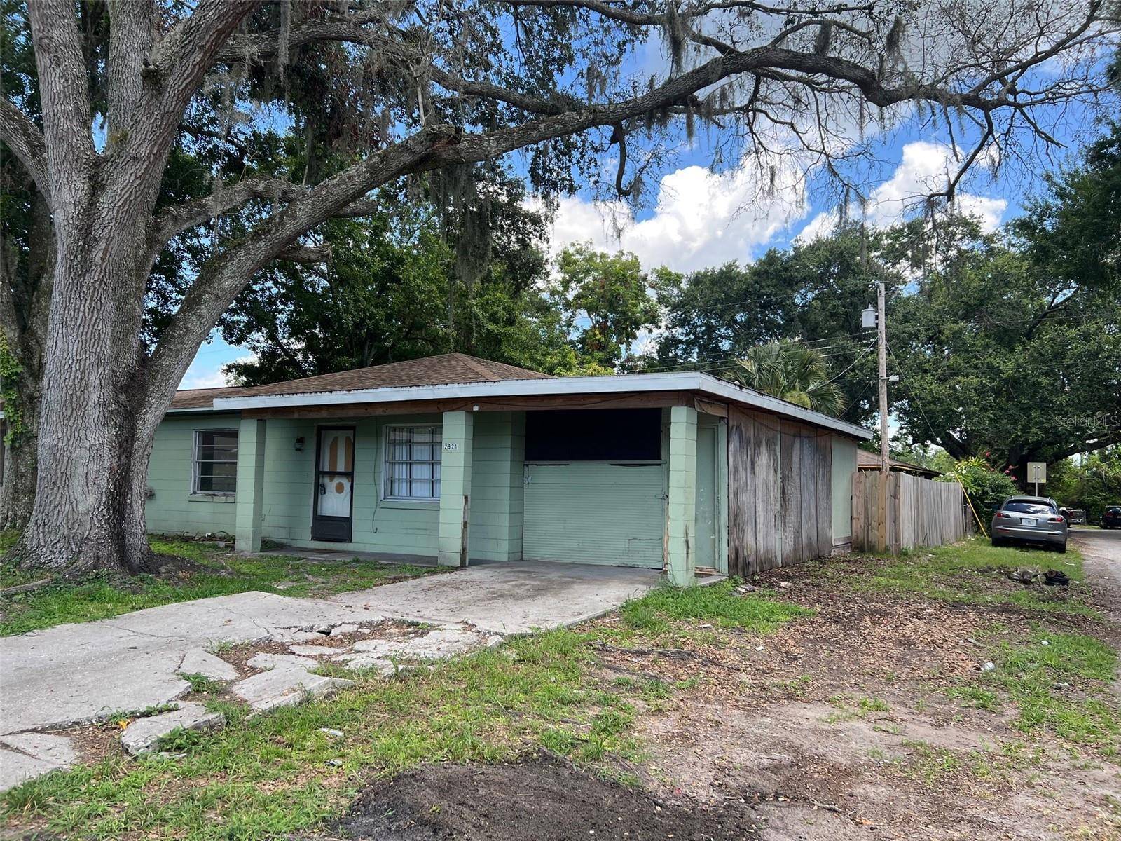 Lakeland, FL 33801,2921 GALAXY LN