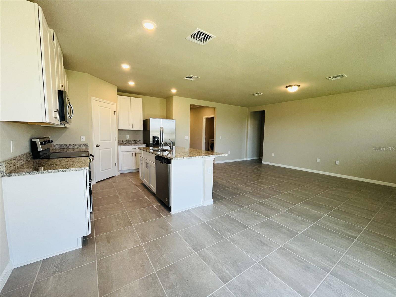 Auburndale, FL 33823,1061 OAK VALLEY DR