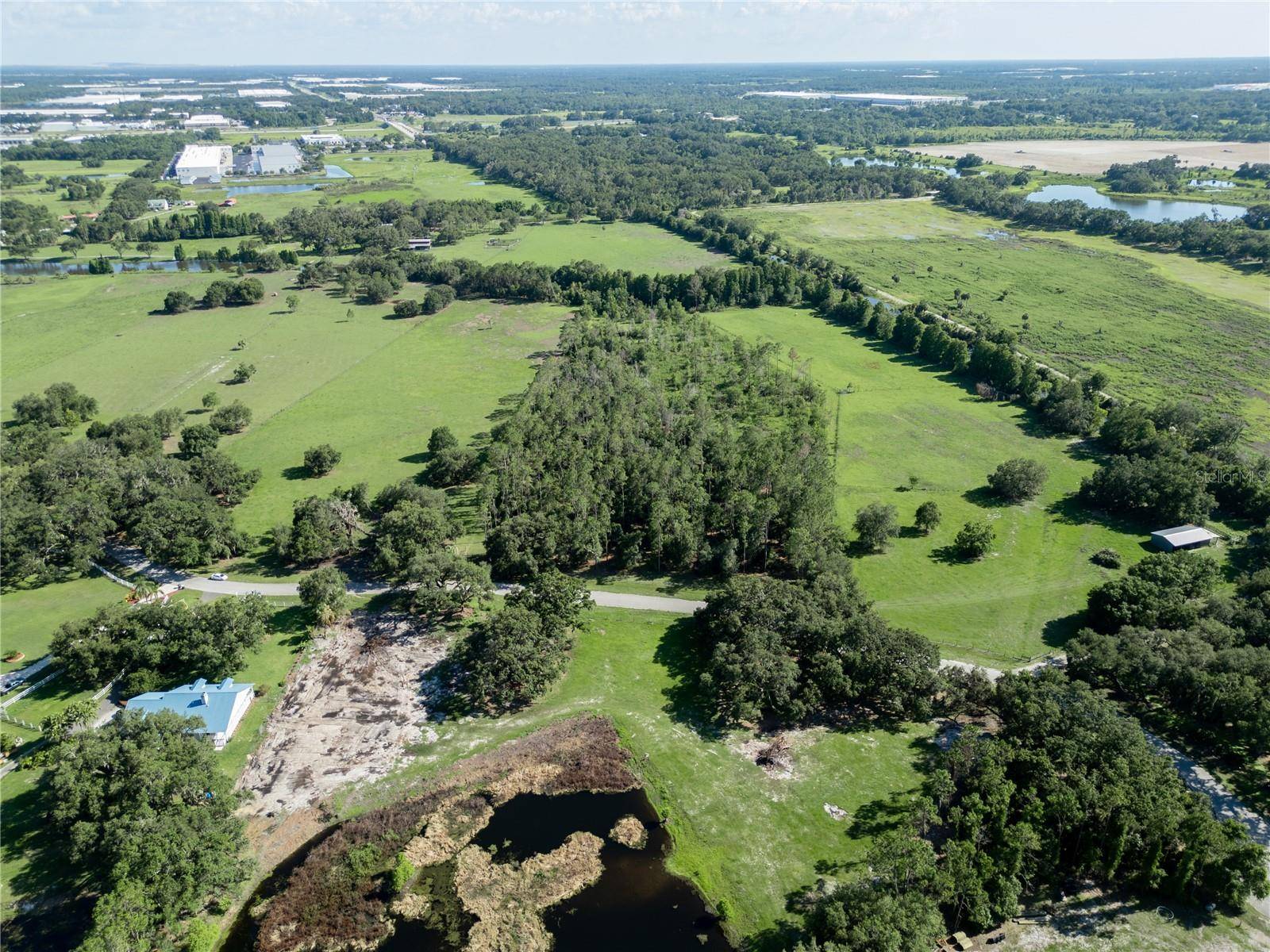 Lakeland, FL 33810,922 GIANT OAK RD