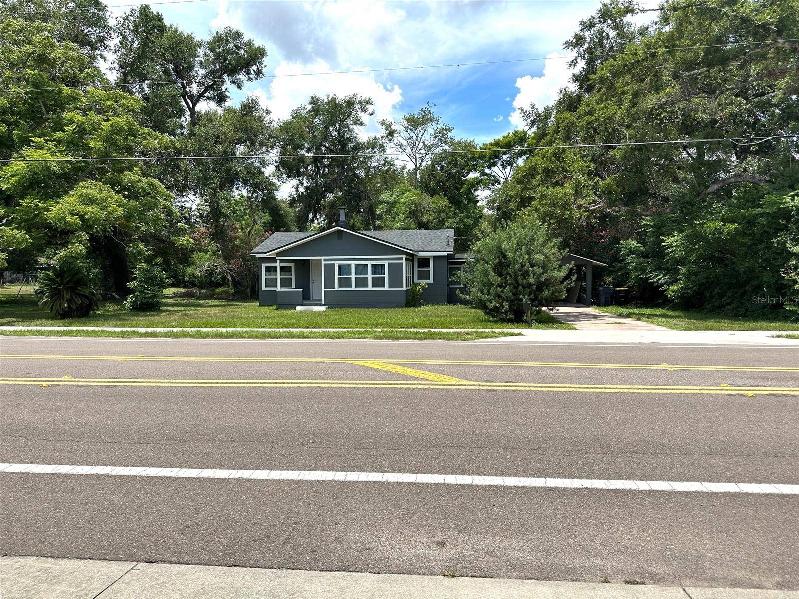 Lakeland, FL 33812,6127 CREWS LAKE RD