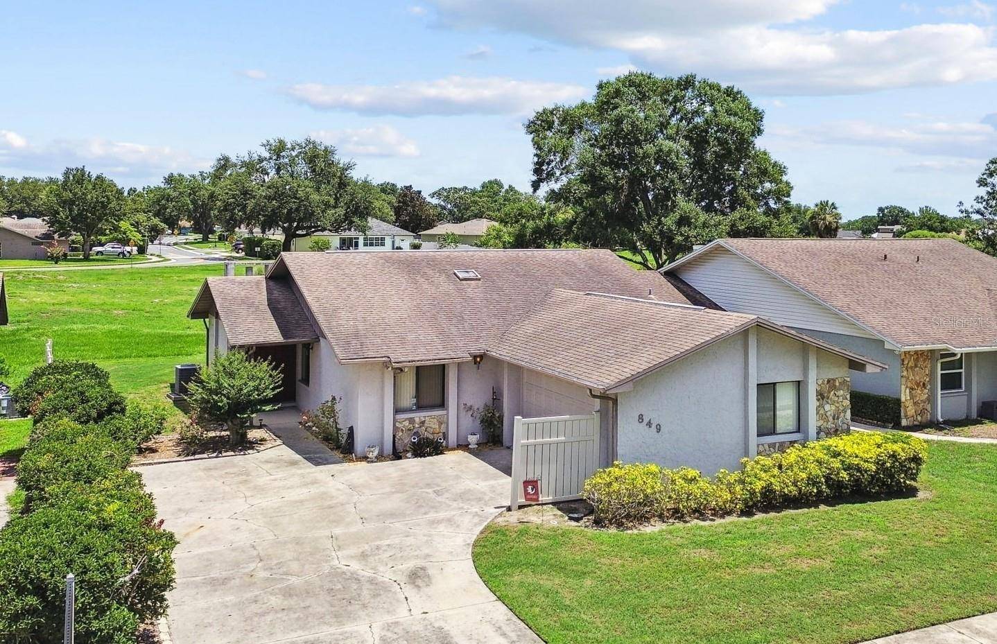 Lakeland, FL 33809,849 ROCKINGHAM RD