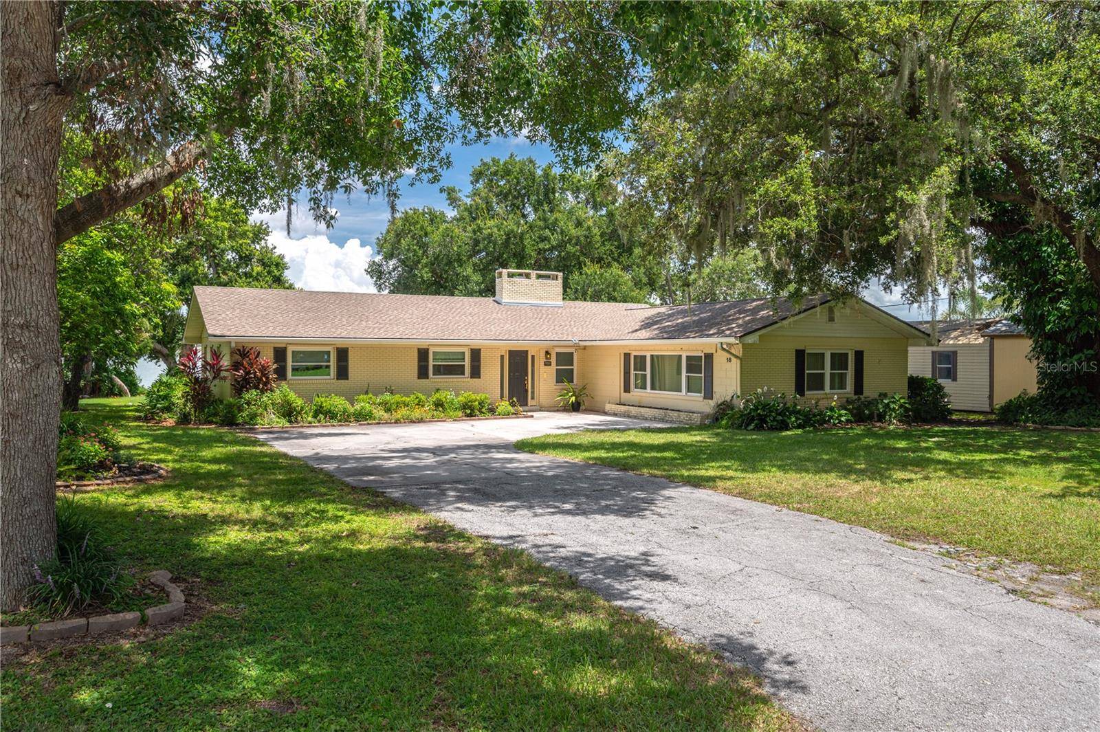 Winter Haven, FL 33880,18 AQUALANE DR