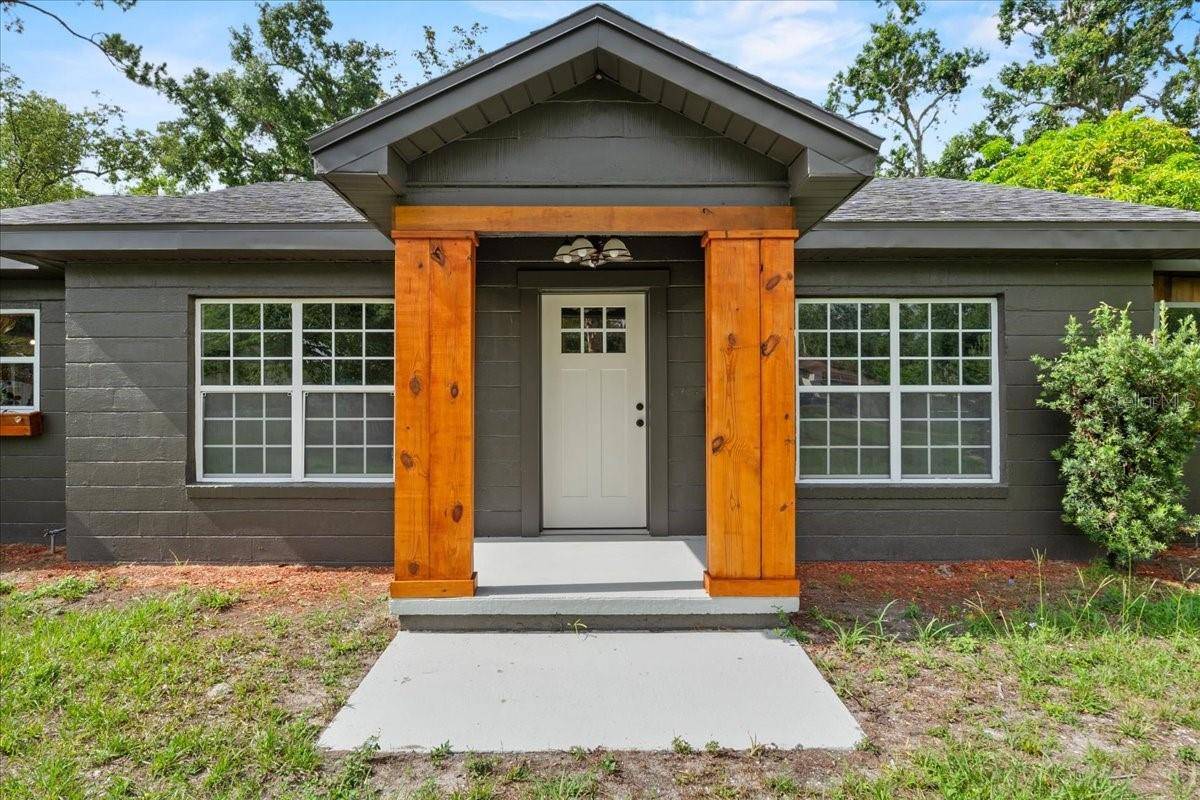 Lakeland, FL 33803,504 PRADO PL