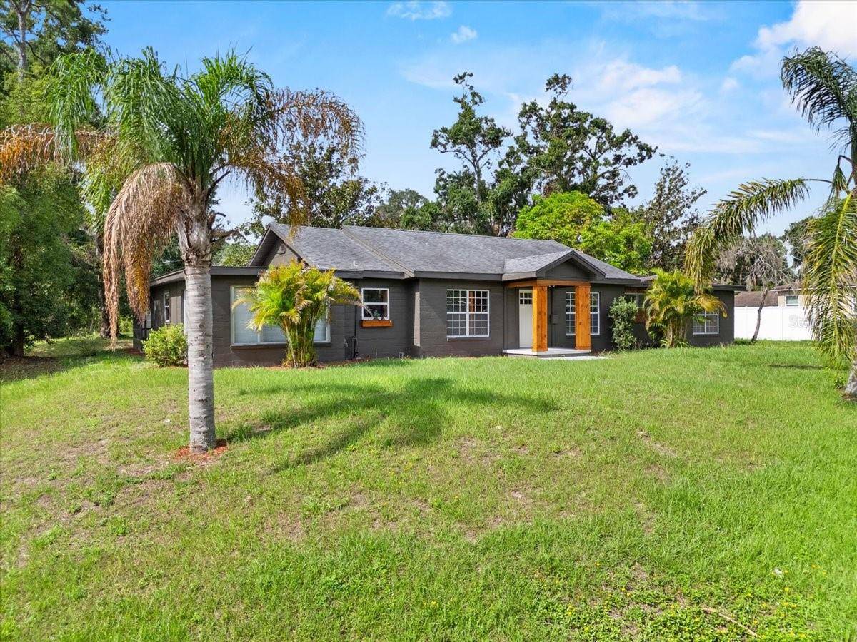Lakeland, FL 33803,504 PRADO PL