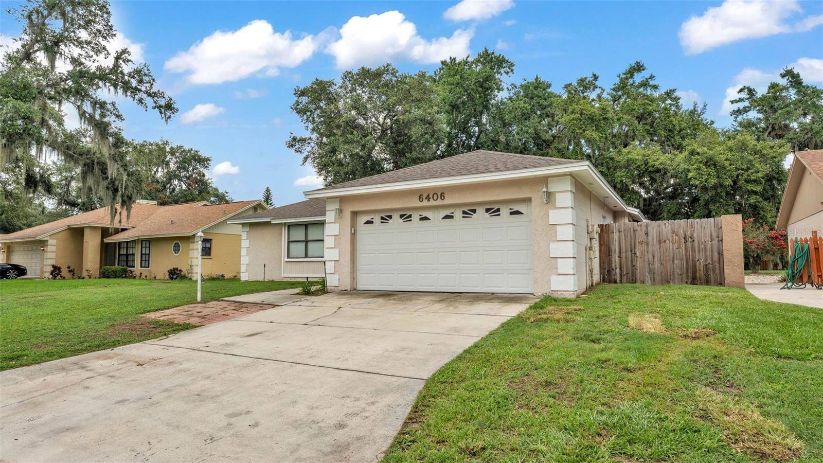 Lakeland, FL 33813,6406 BUTTERNUT DR
