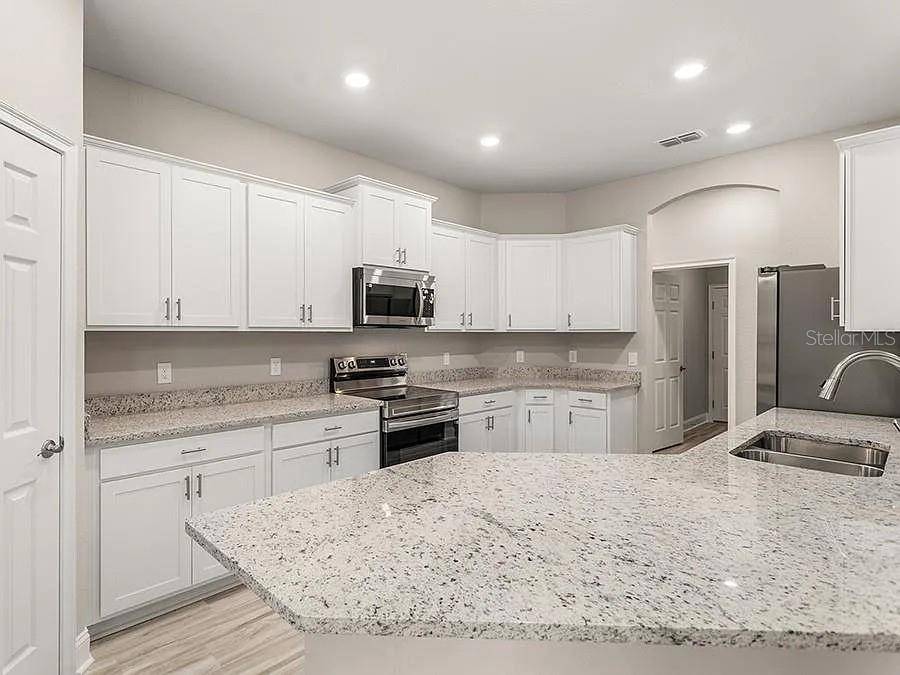 Wimauma, FL 33598,2422 WHITE LADYFISH RD