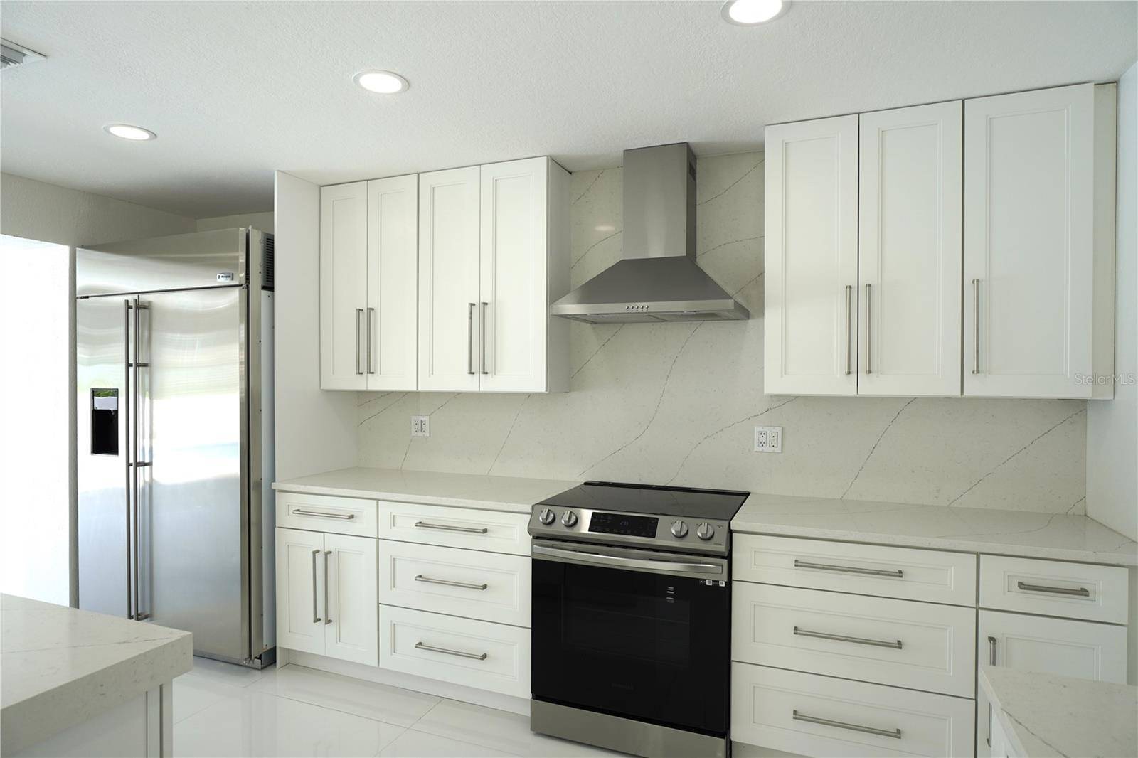 Sarasota, FL 34239,3364 ESPANOLA DR