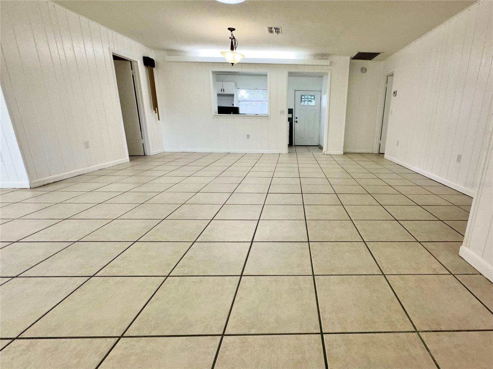 Lake Alfred, FL 33850,585 S BUENA VISTA DR