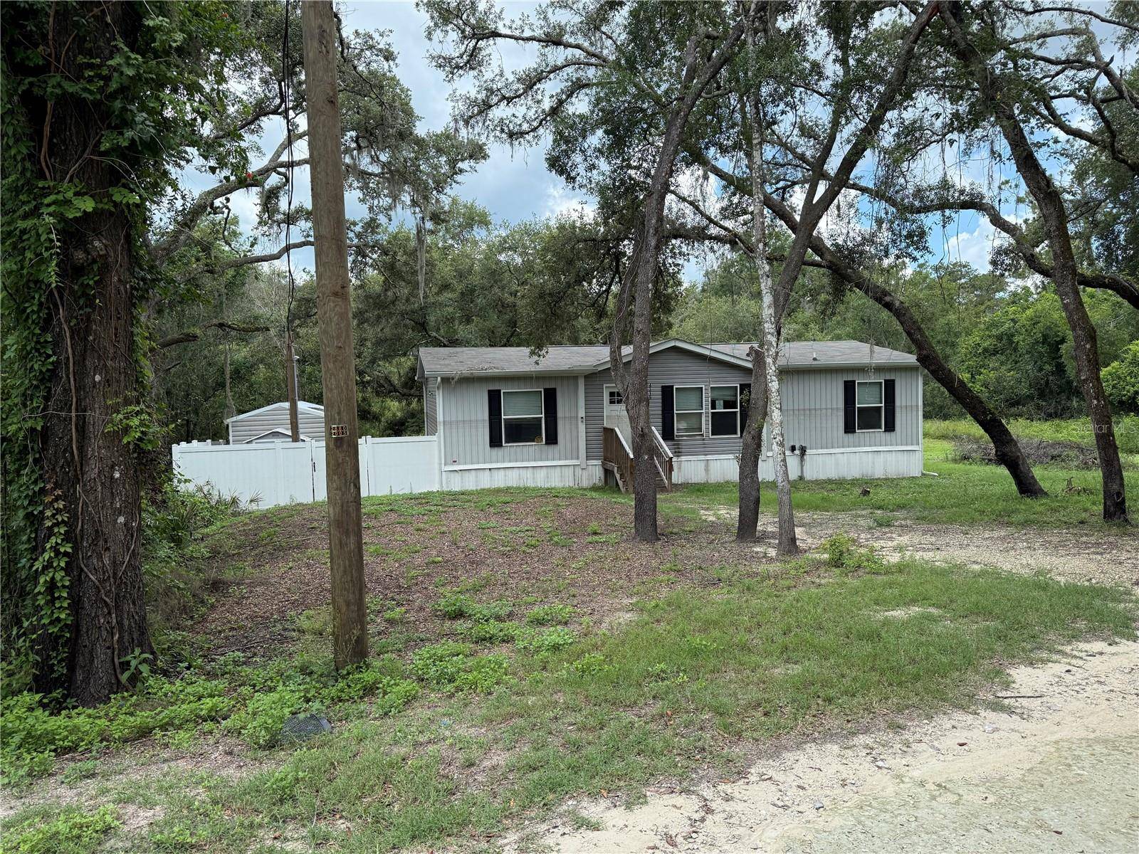 Dade City, FL 33523,4319 POCAHONTAS DR