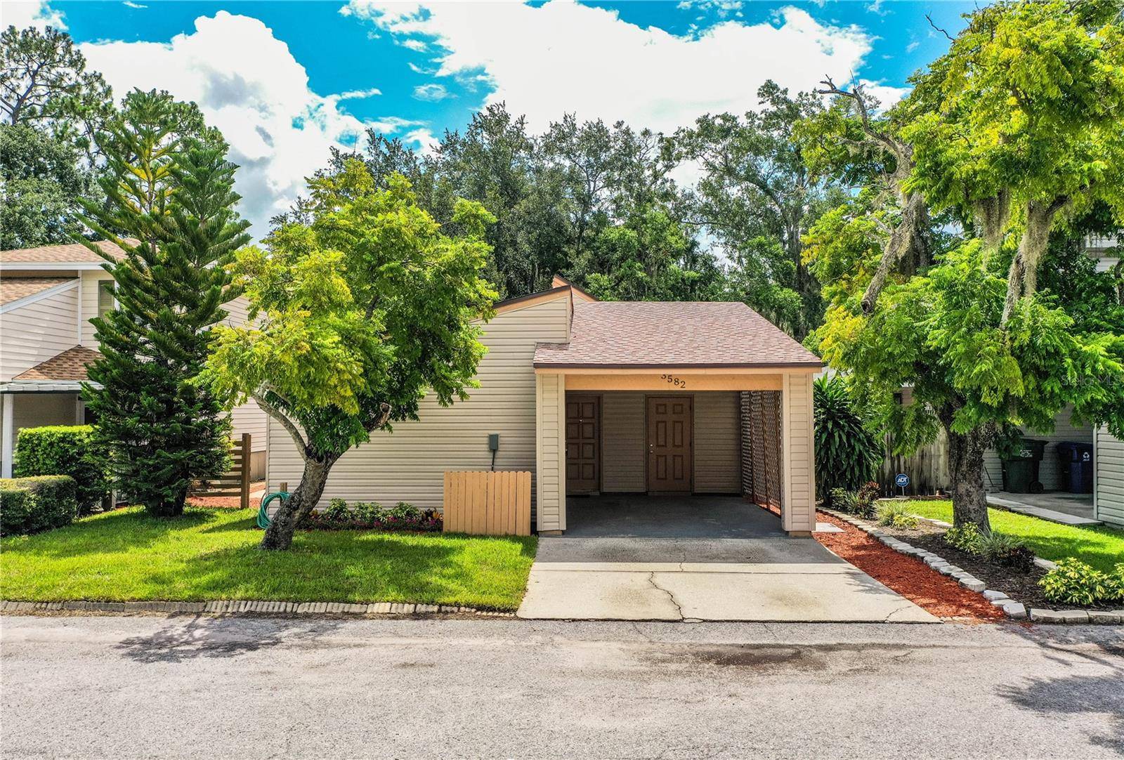Lakeland, FL 33803,3582 RAINTREE CT