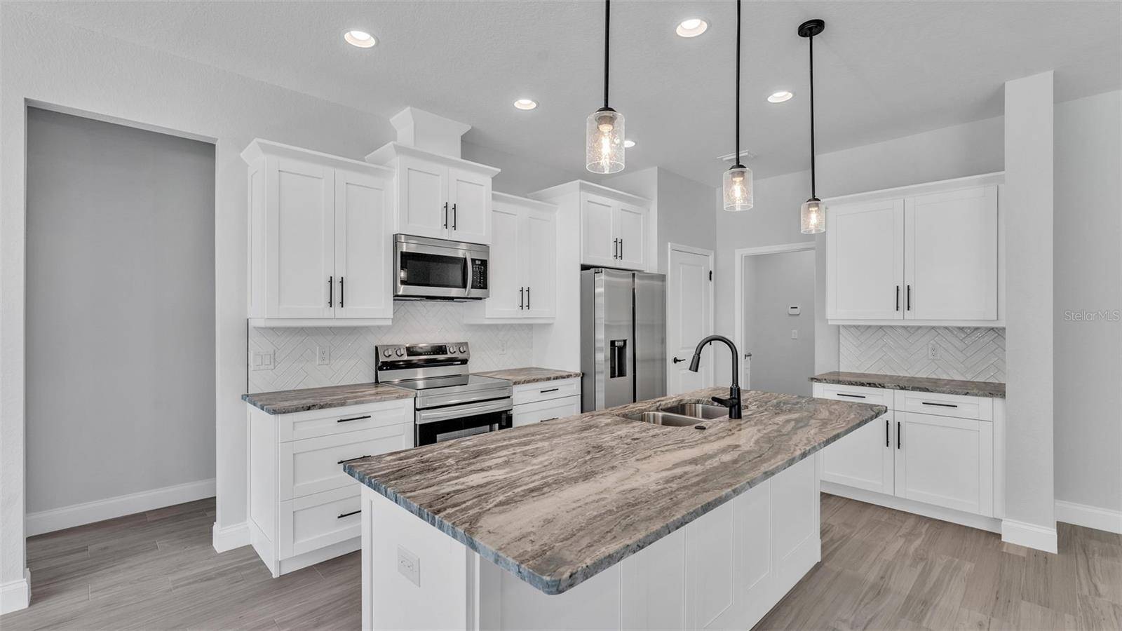 Lakeland, FL 33809,5508 ODOM